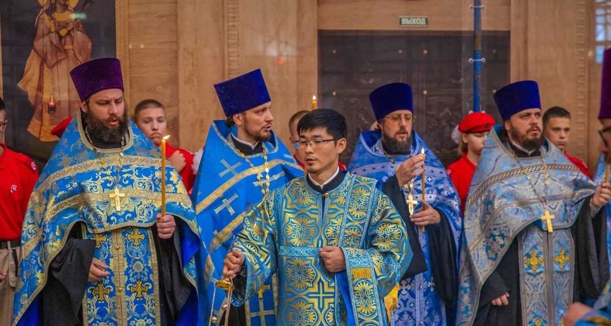 Владивосток встретил мощи Серафима Саровского — святыня пробудет до 4 сентября